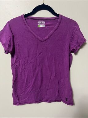 Cariloha Women's Purple V-Neck Short Sleeve Tee